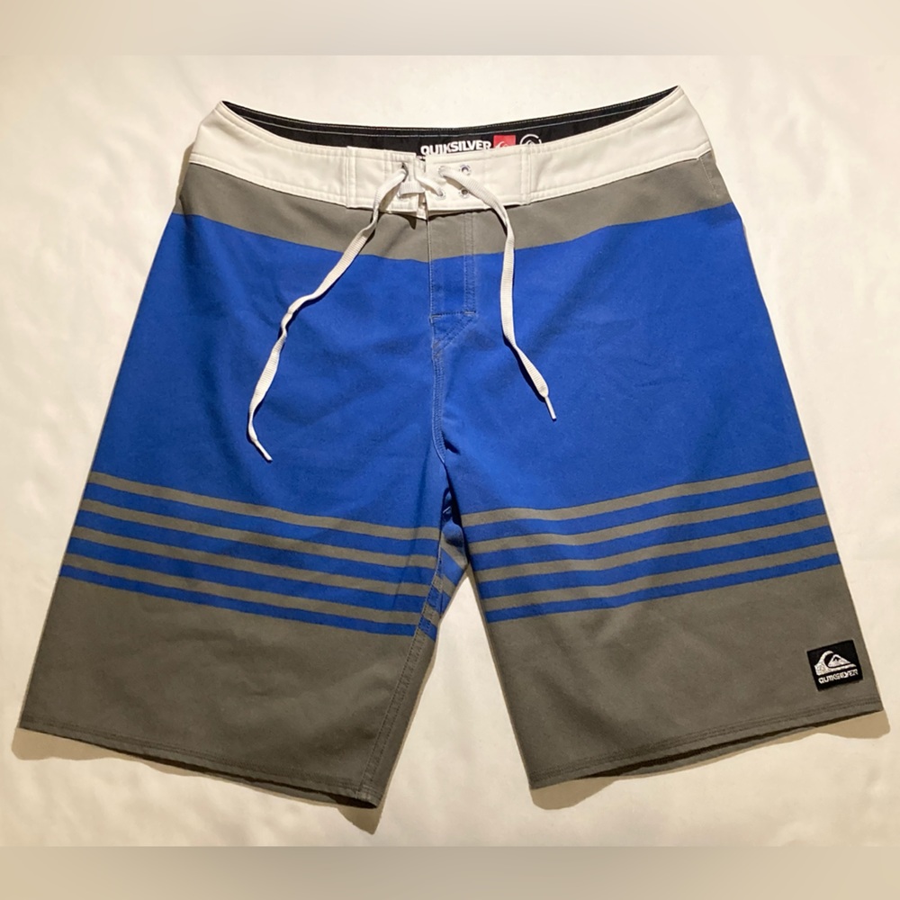 Men’s Quiksilver Stretch Board Shorts- Sz 34